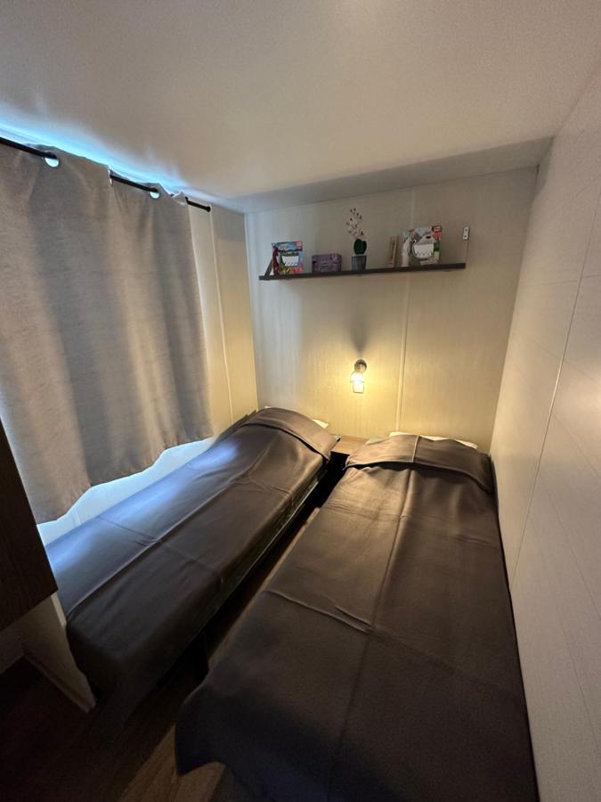 Hotel Au P'Tit Bonheur La Roque-d'Antheron Zewnętrze zdjęcie